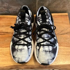 Under Armour women’s black and white athletic shoes size 9